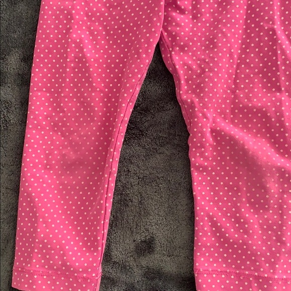 2 pairs of Capri leggings - Picture 2 of 4